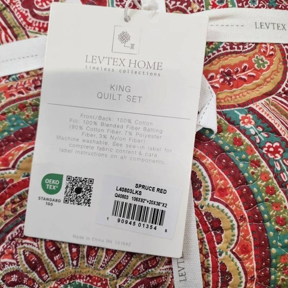 Levtex Home Spruce Paisley Reversible Quilt Set Unisex King Size Red